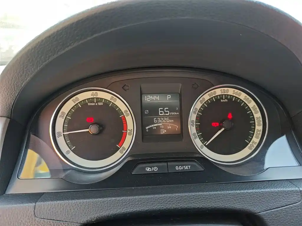 Škoda Rapid 2019 1.5L Automatic Comfort China V фото 12