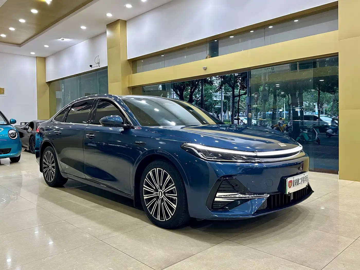 Geely Galaxy Galaxy A7 2025 EM-i фото 6