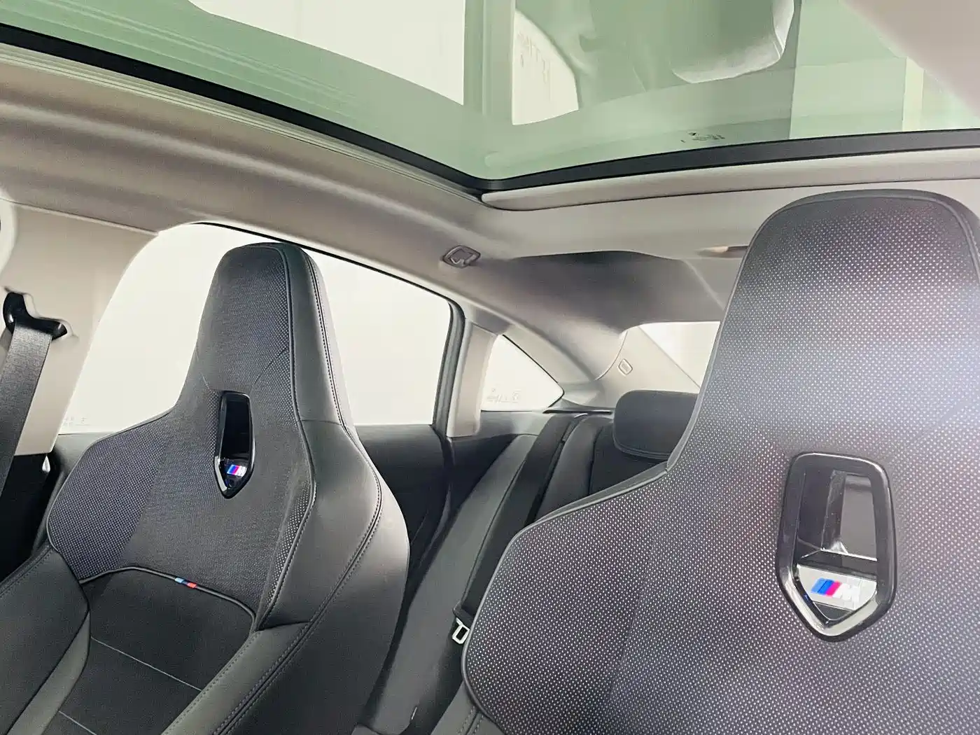 BMW 2 Series 2025 2025 225L M Sport Package