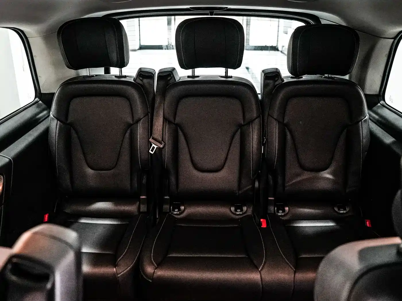 Mercedes-Benz V-Class 2020 Model V 260 L Long Wheelbase Luxury фото 12