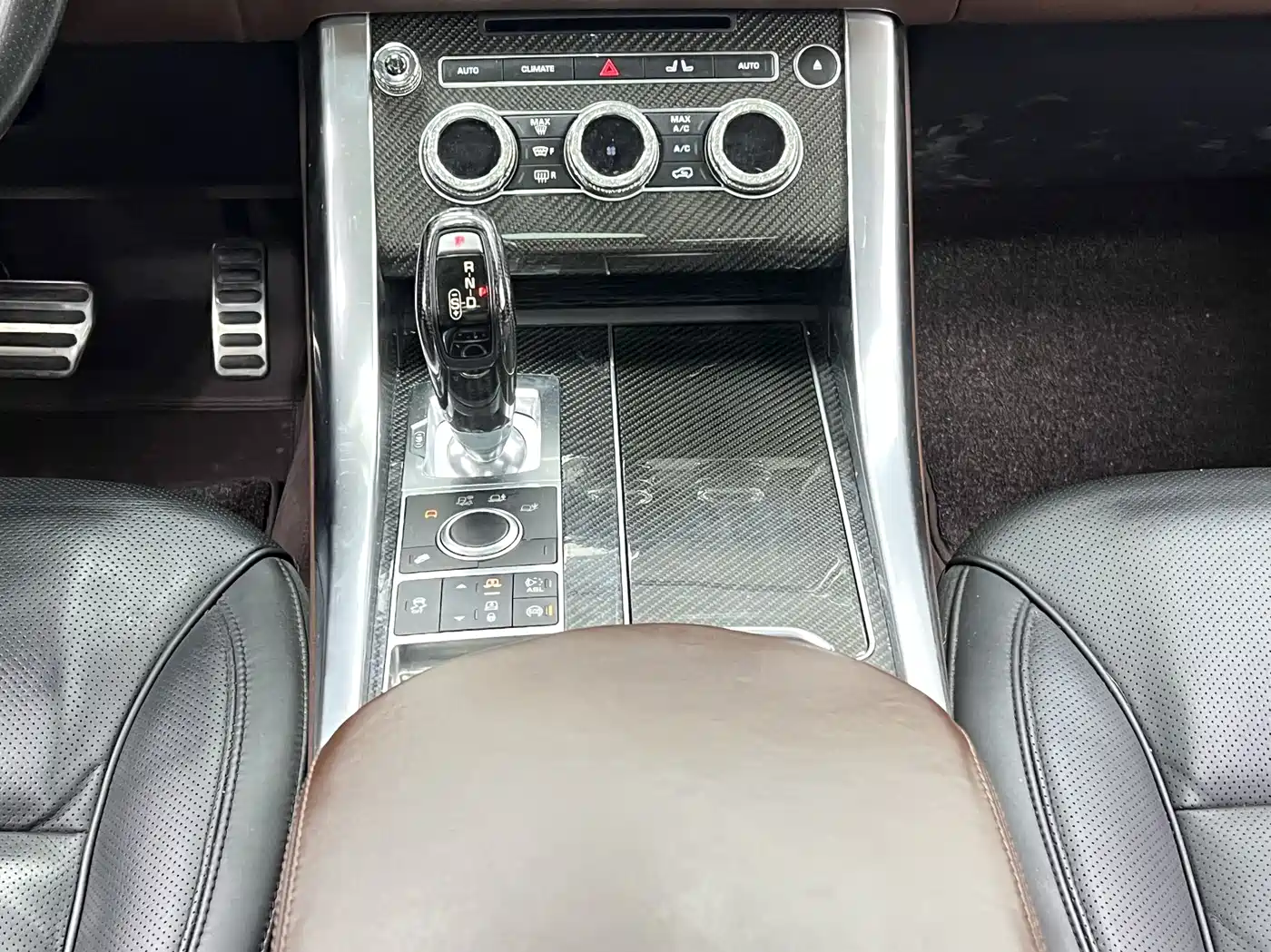 Land Rover Range Rover Sport 2014 3.0 SC V6 HSE фото 20