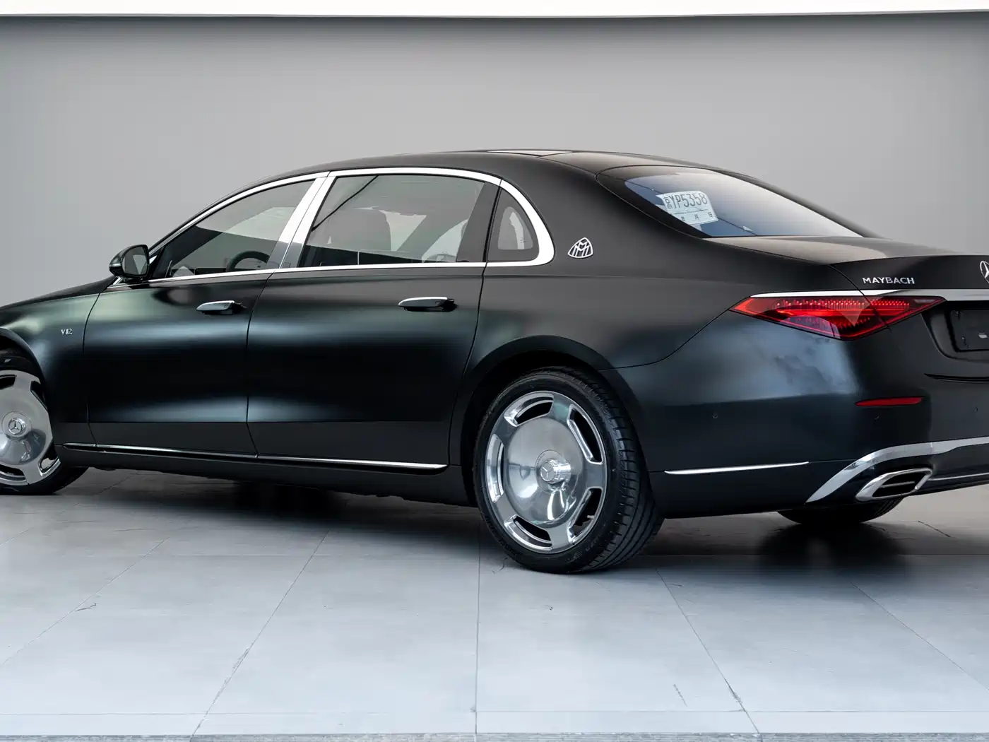 Mercedes-Benz Maybach S-Class 2022 S 680 4MATIC Craftsmanship Limited Launch Edition фото 27