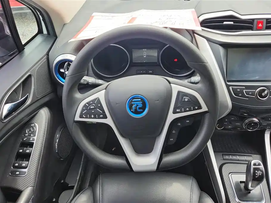 BYD Yuan New Energy 2018 EV360 Smart Connected Cool Type фото 15