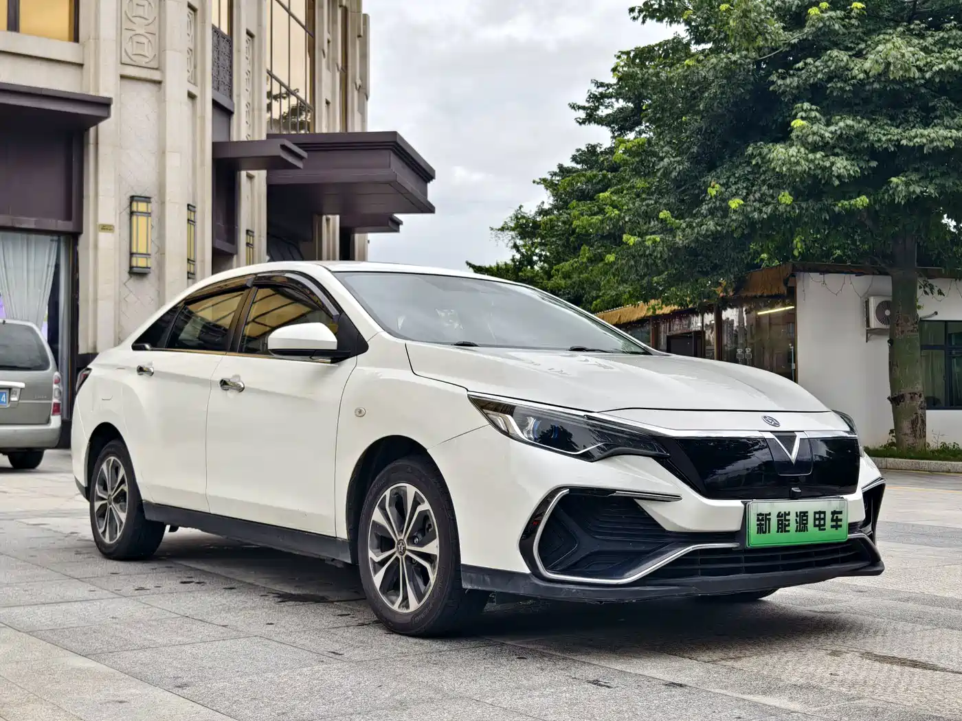 2022 Venucia D60EV