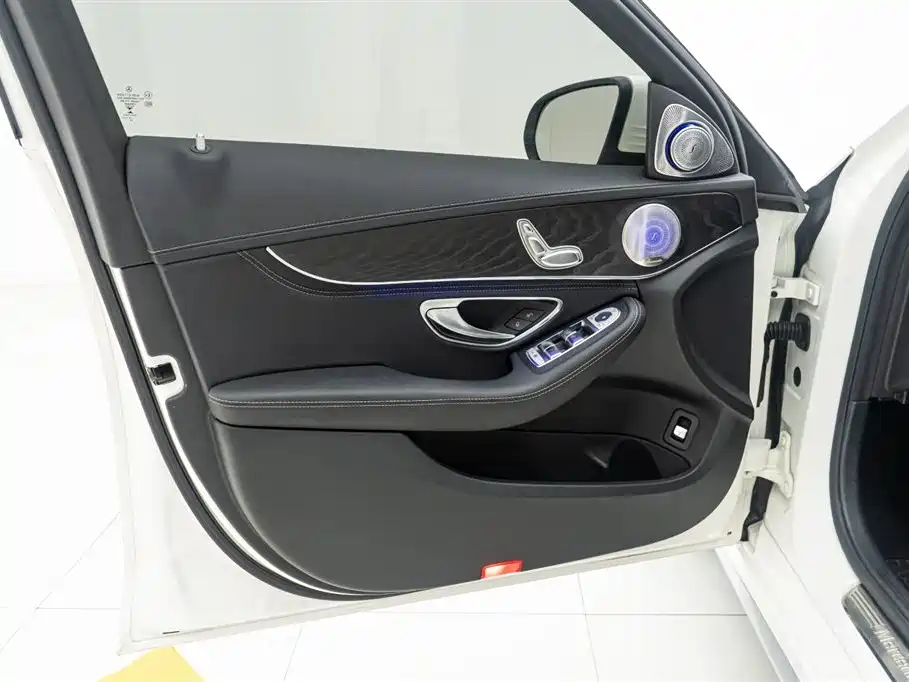 Mercedes-Benz C-Class 2019 C 180 L Fashion Sport Edition фото 16