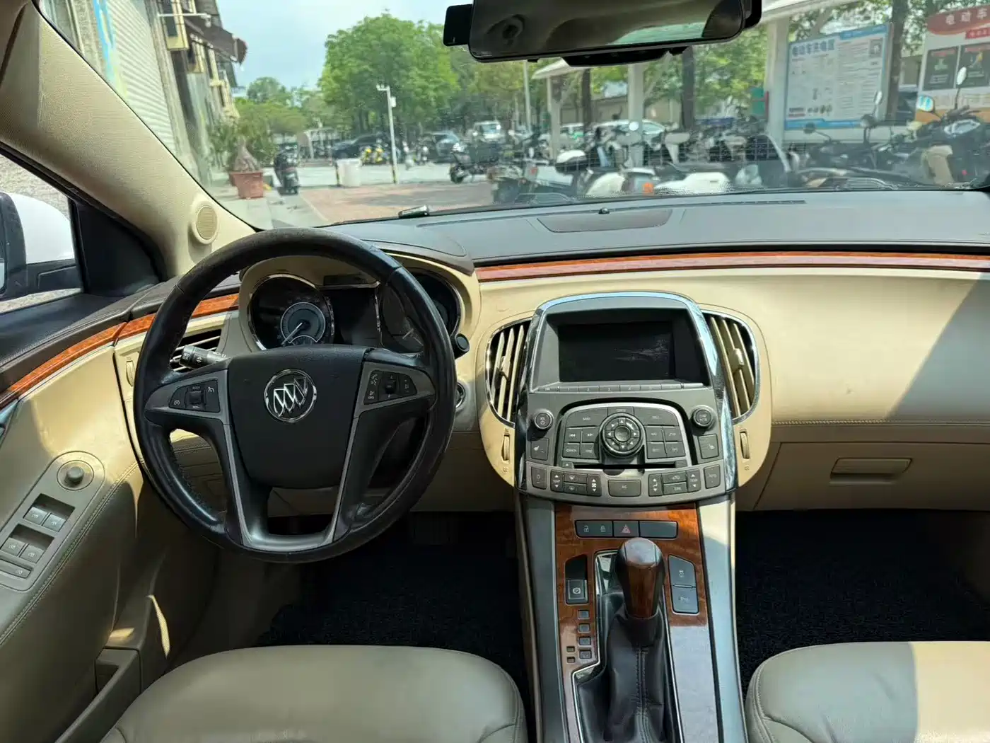 Buick LaCrosse 2012 2.4L SIDI Premium Edition фото 5