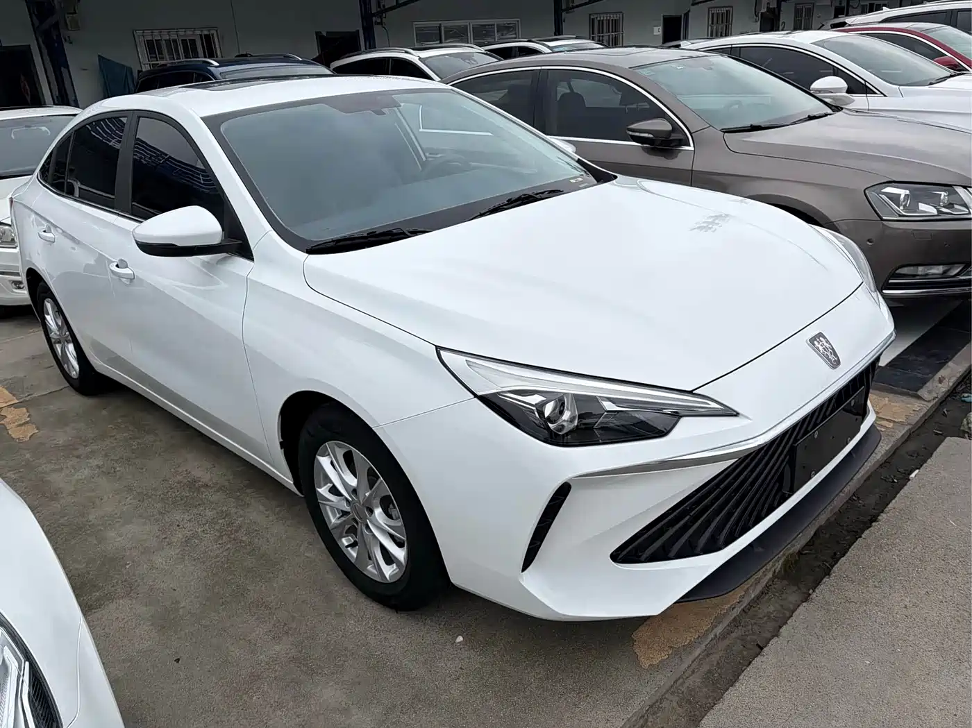 Roewe i5 2025 2024 1.5L CVT Prestige Edition