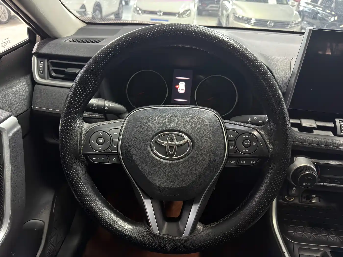 Toyota Wildlander 2020 2.0L CVT AWD Luxury Edition фото 10