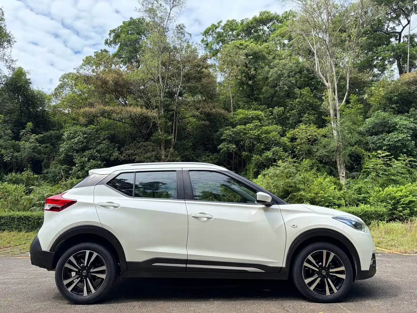 Nissan Kicks 2021 2021 1.5L XL CVT Cool Edition