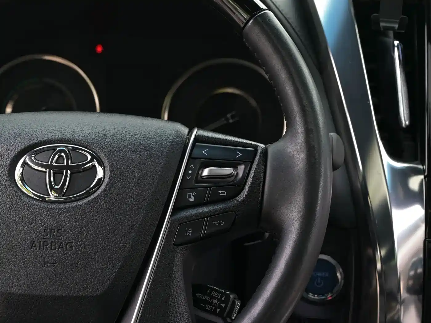 Toyota Vellfire 2021 Crown Hybrid 2.5L HV Supreme Edition фото 15