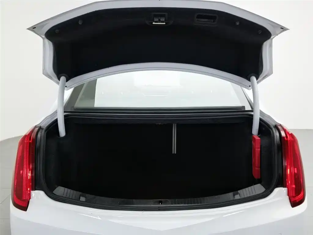 Cadillac XTS 2017 28T Technology фото 16