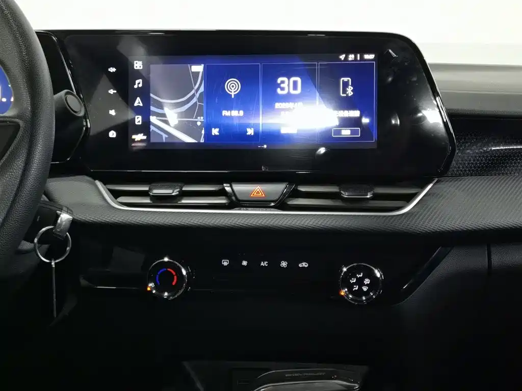 Chevrolet Monza 2024 1.5L Dual-Clutch Enjoyment Edition фото 12
