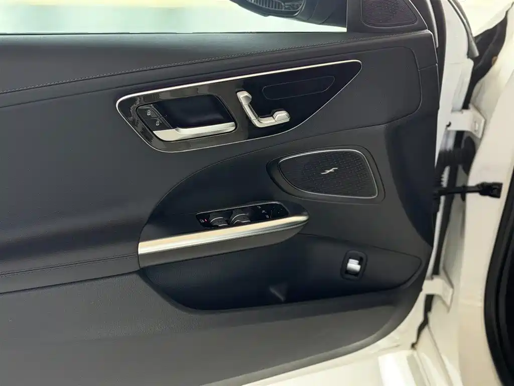 Mercedes-Benz C-Class 2023 C 260 L Sport фото 21