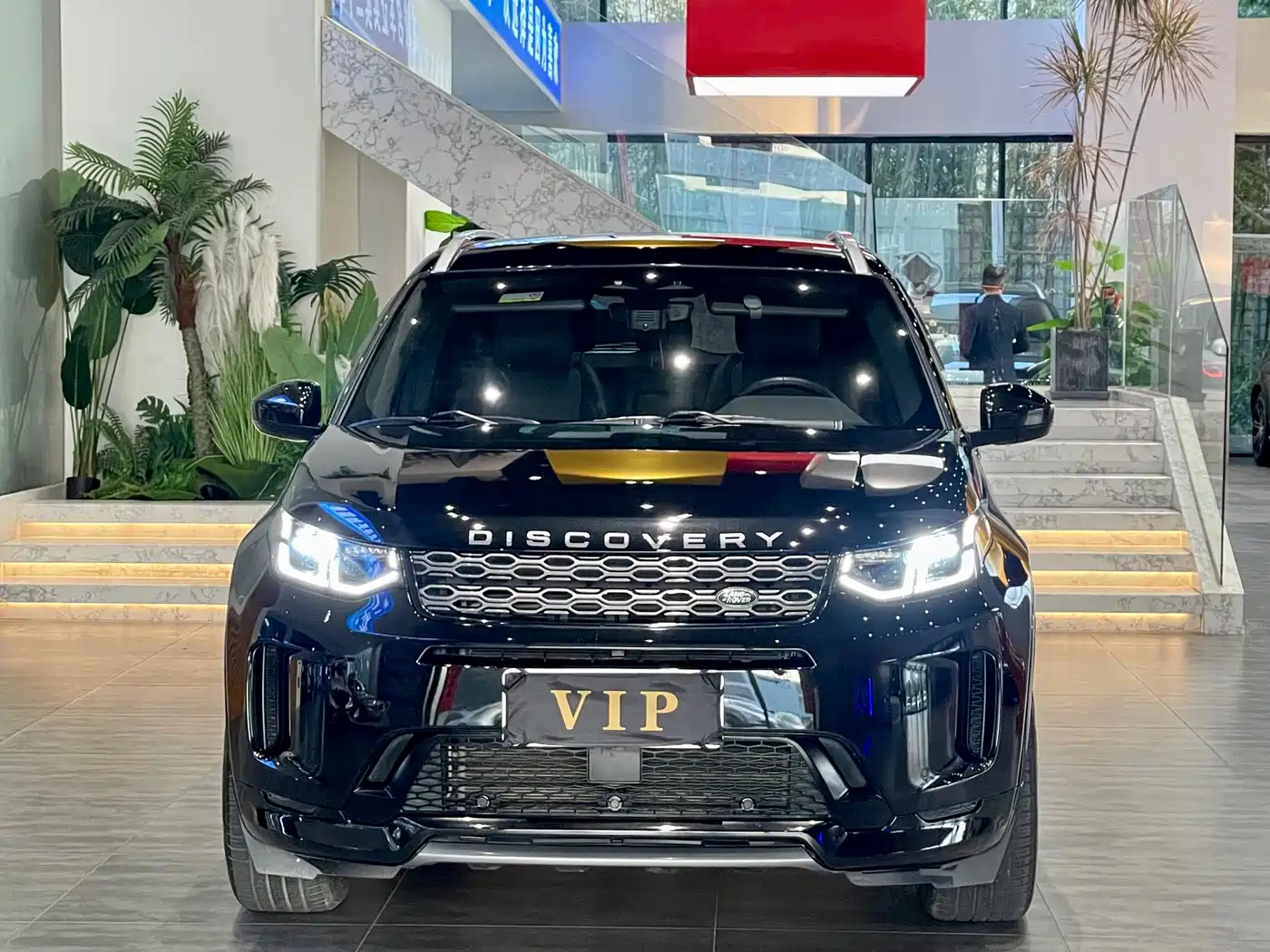 LAND ROVER DISCOVER SPORTS