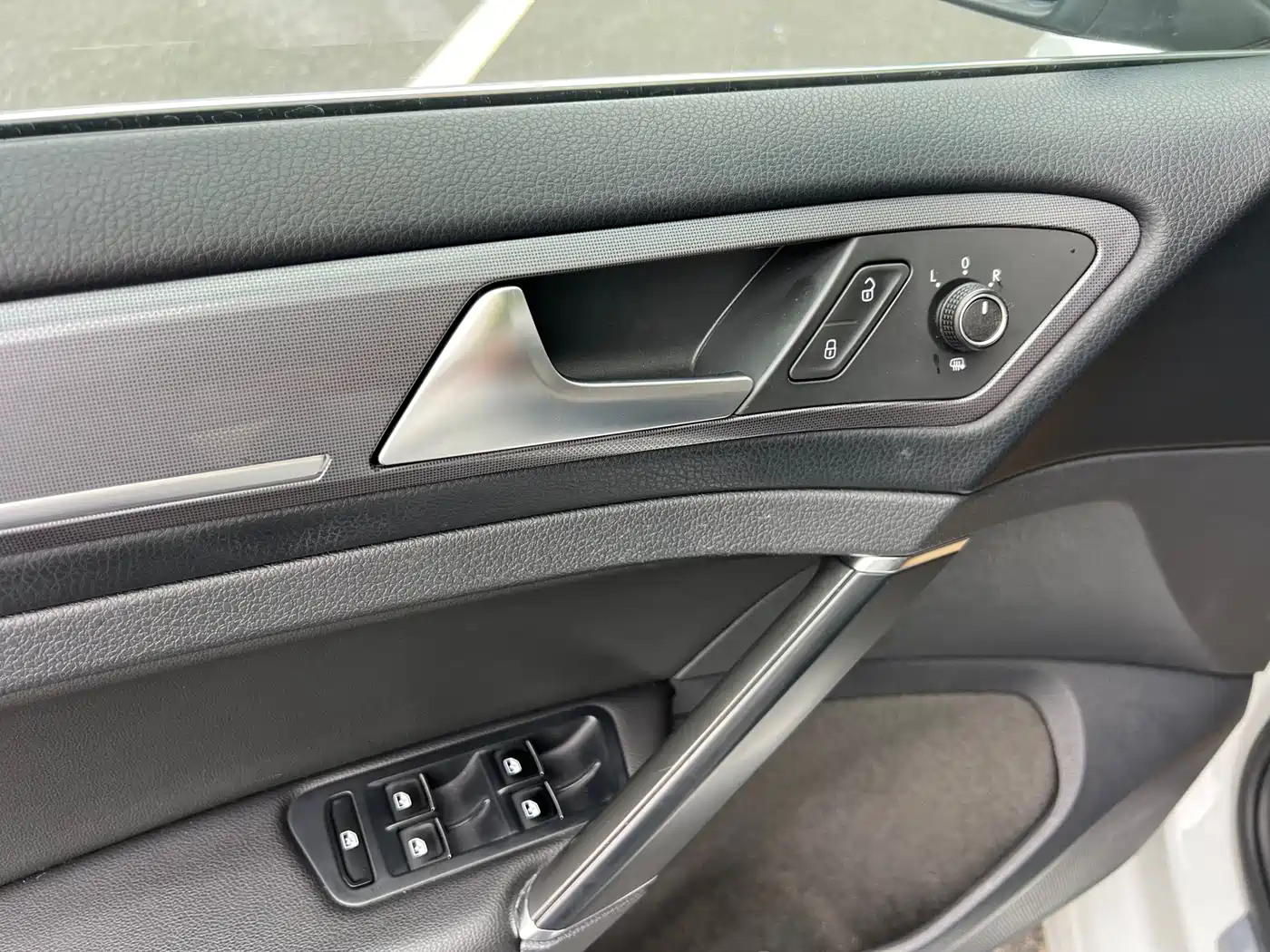 Volkswagen Golf 2016 1.4TSI Automatic R-Line фото 6