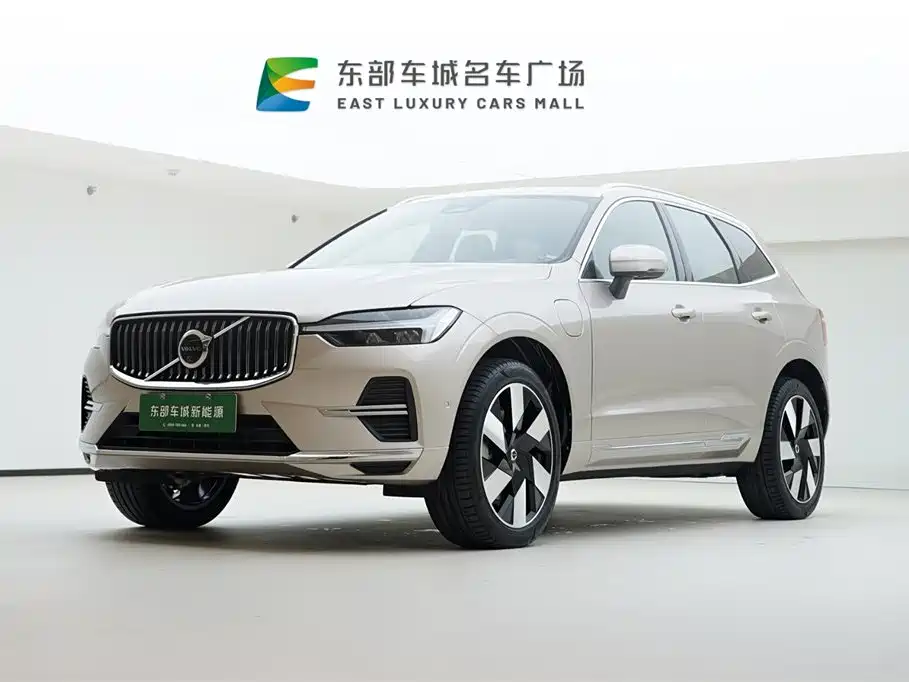 VOLVO XC60 PLUG-IN HYBRID