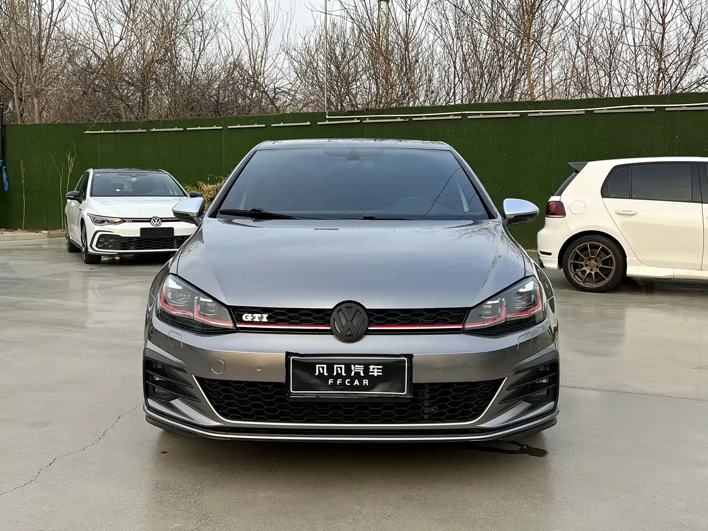 Volkswagen Golf GTI 2019 2.0TSI GTI (China V) фото 2