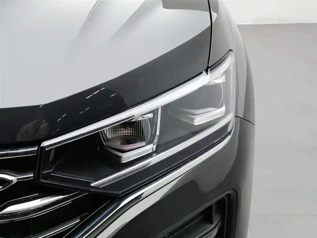 Volkswagen Tayron 2020 330TSI 2WD Luxury Smart Edition фото 7