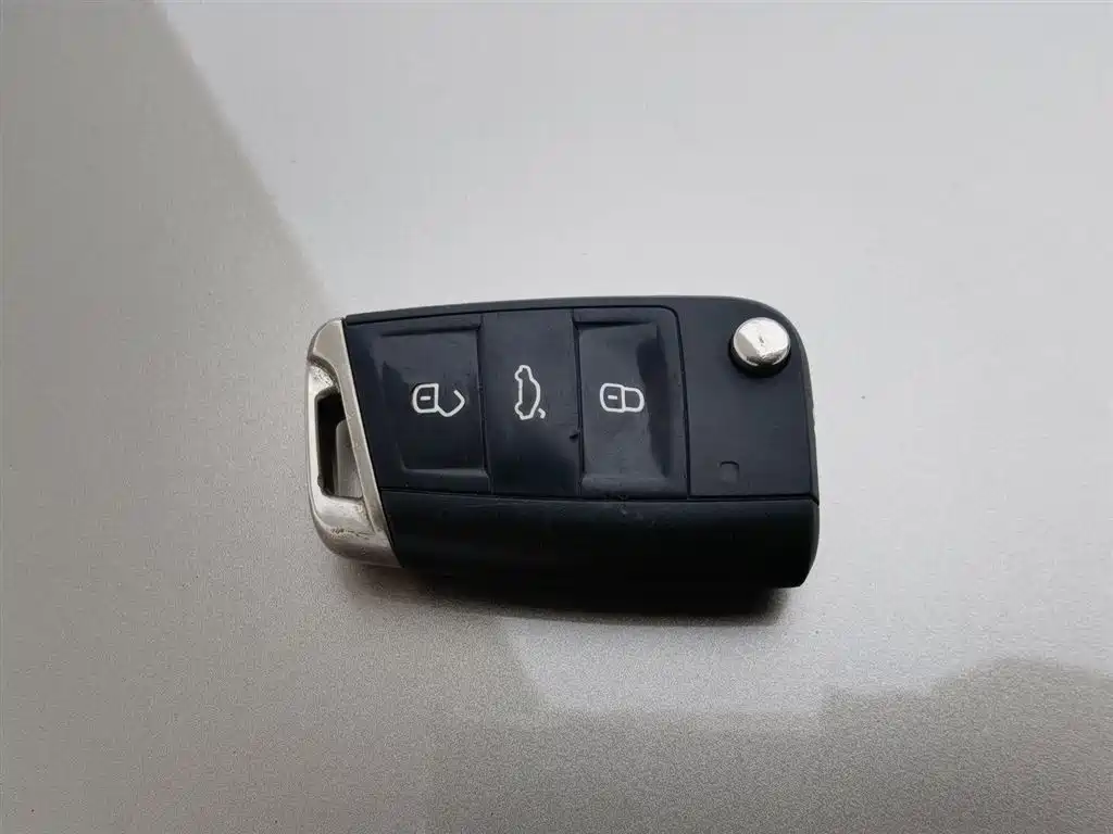 Volkswagen Golf 2016 1.6L Automatic Comfort фото 19