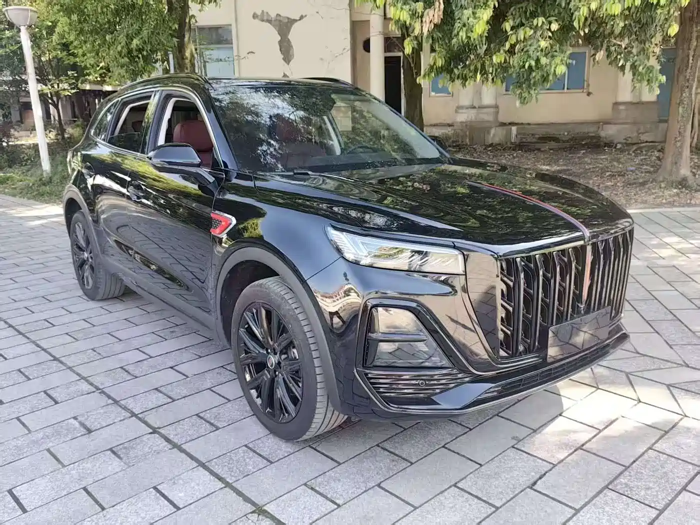 Hongqi HS5 2025 2.0T 2WD Mystic Shadow Edition фото 3