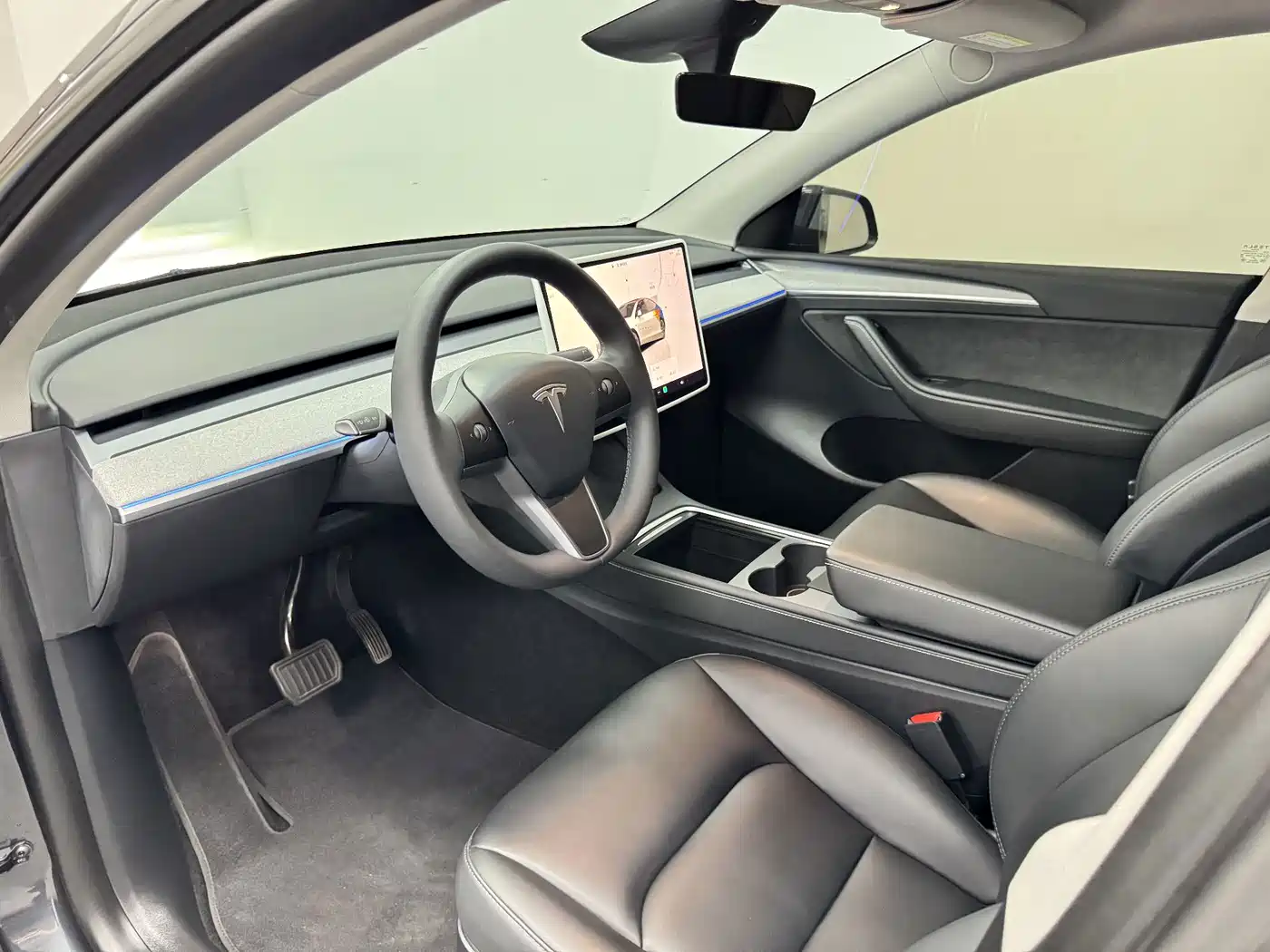 Фото 12 - Tesla Model Y