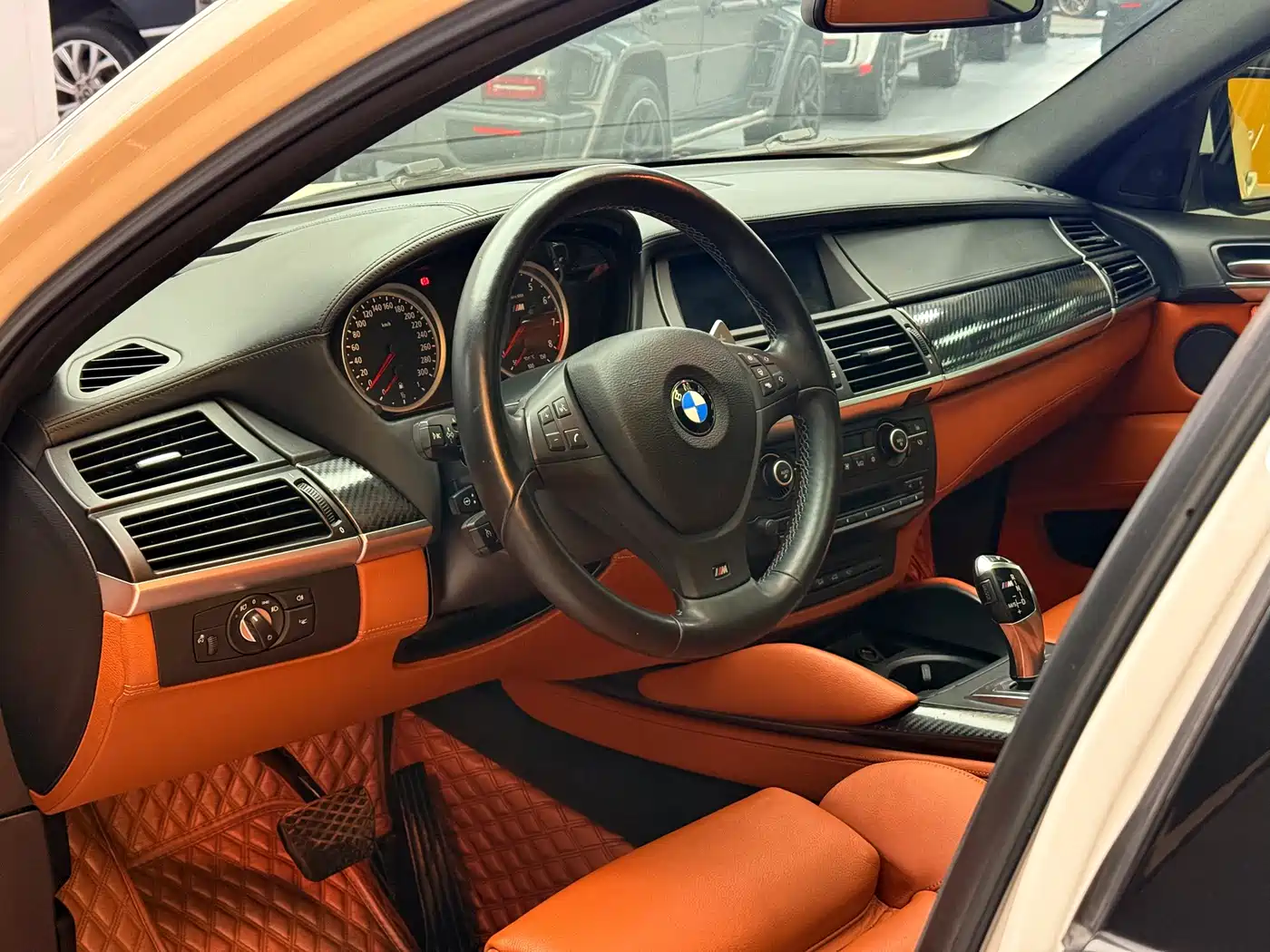 BMW X6 M 2013 X6 M фото 8