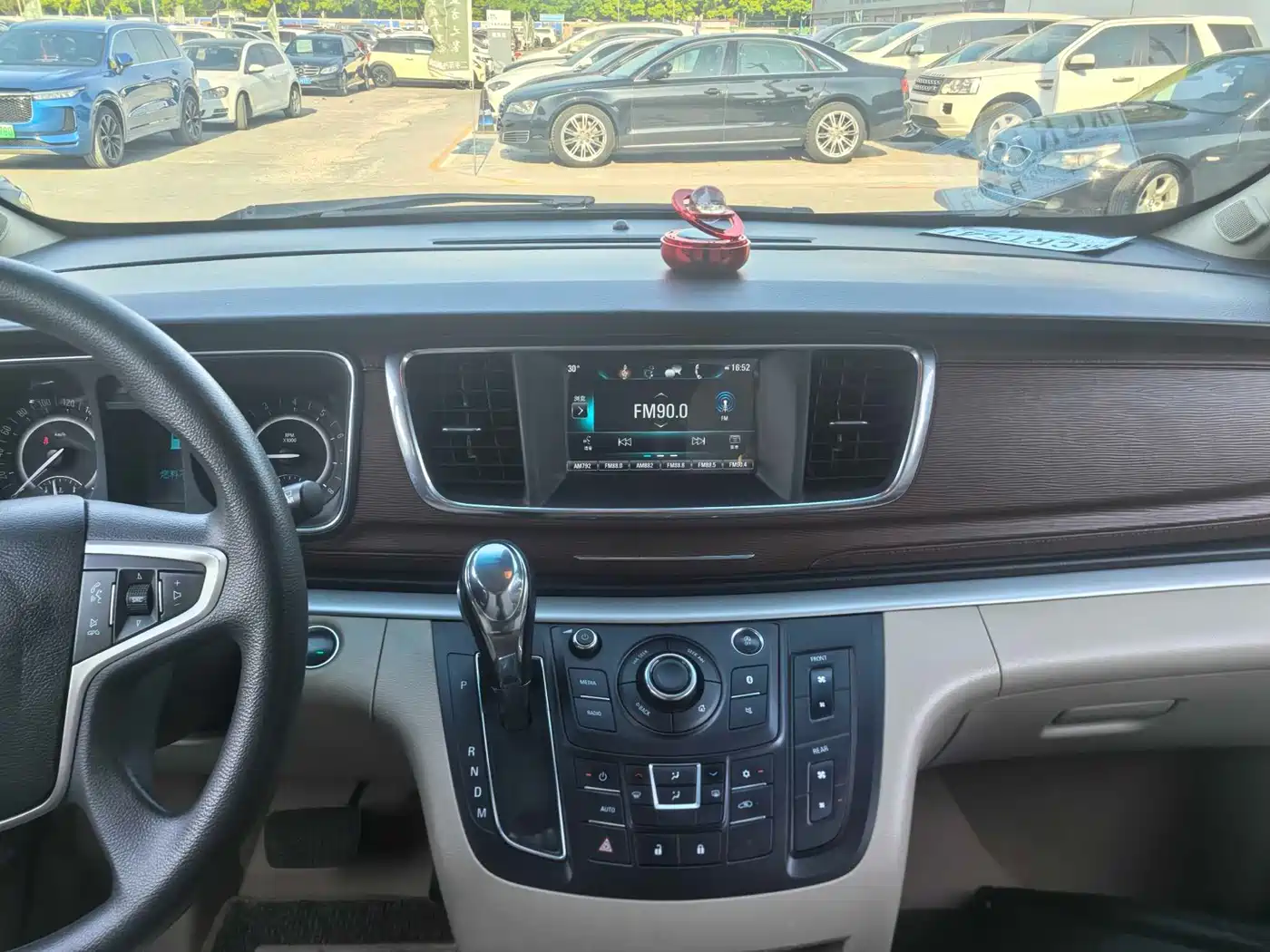 Buick GL8 2017 25S Luxury China V фото 11