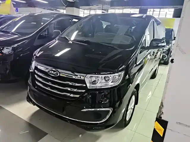 JAC Refine M3 PLUS 1.8L, 7 мест, Стандарт
