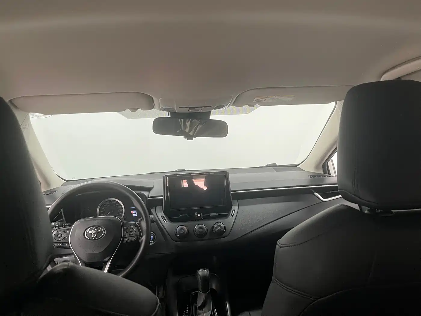 Toyota Corolla 2023 1.2T Pioneer Edition фото 9