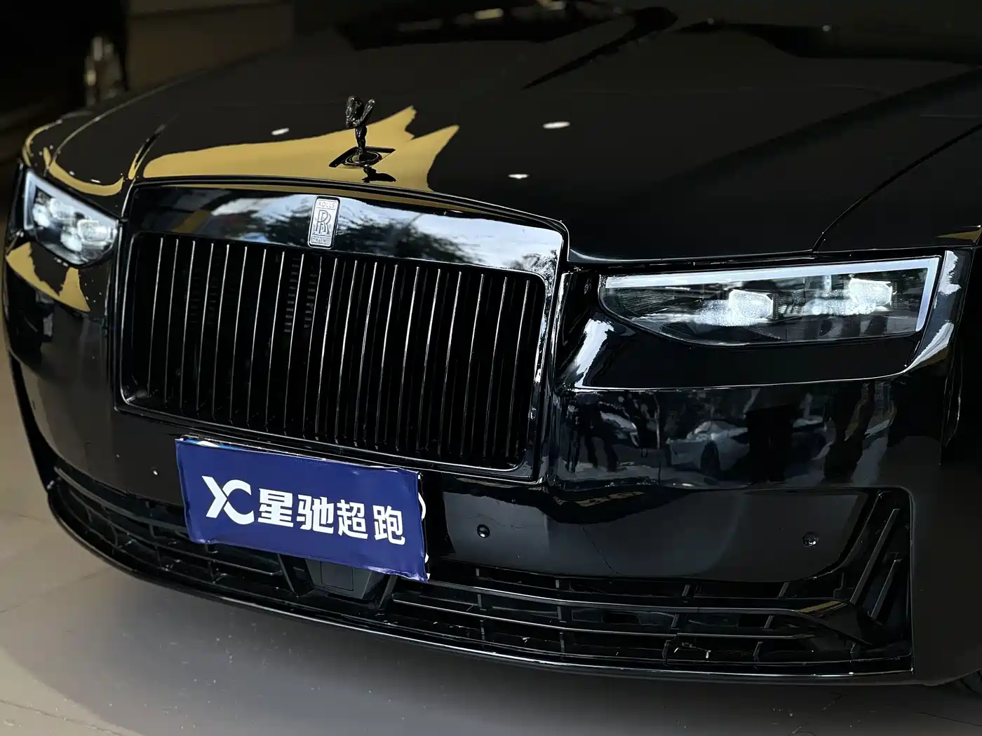 Rolls-Royce Ghost 2011 2010 Model 6.6T Standard
