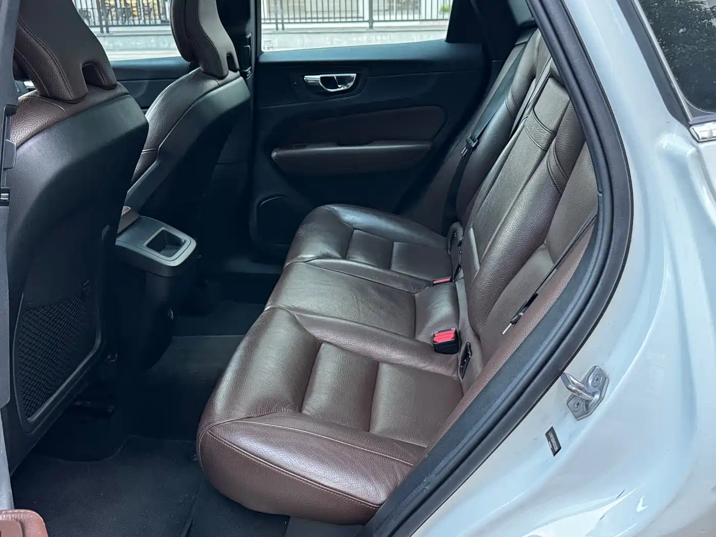 Фото 8 - Volvo XC60