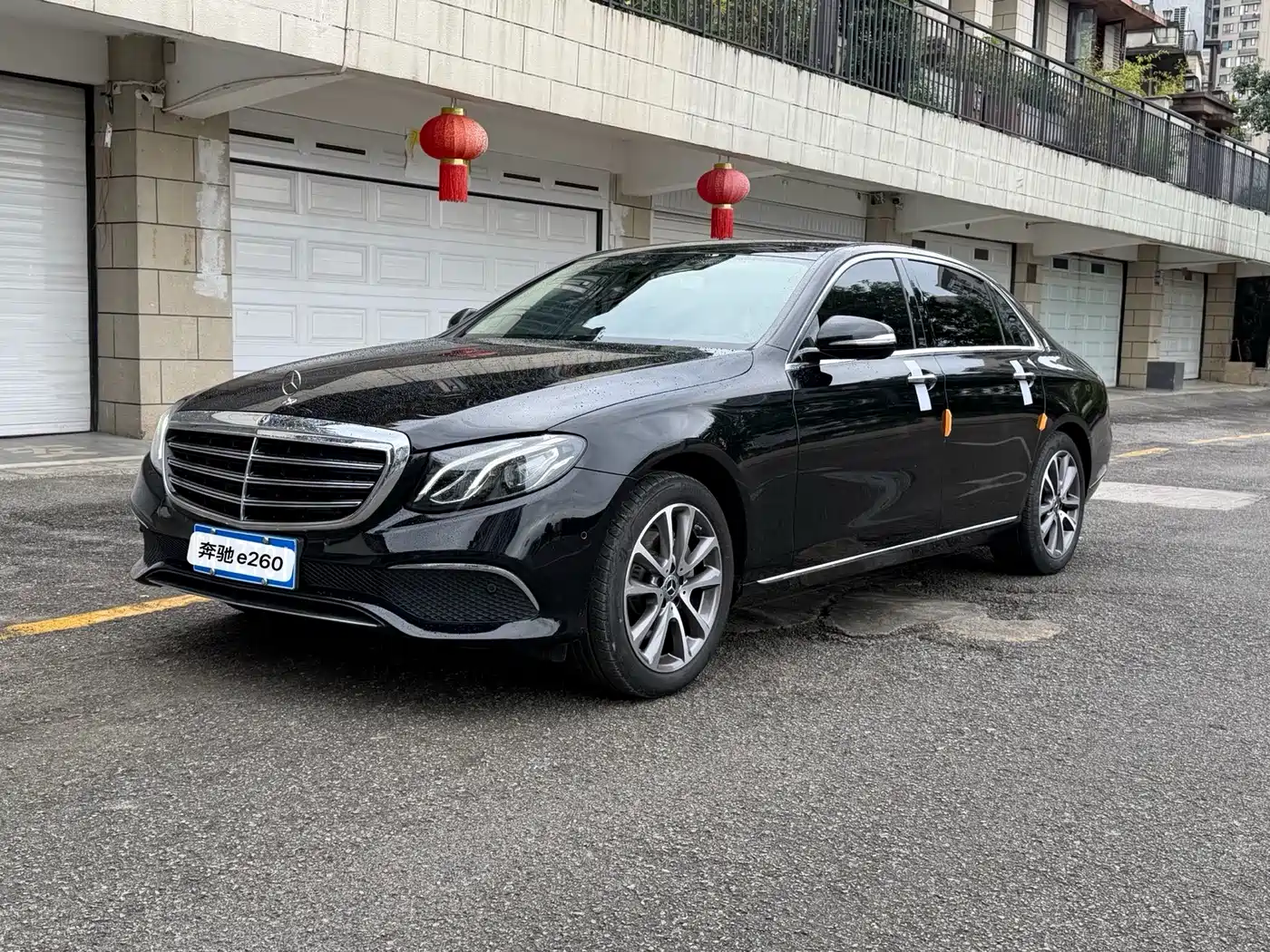 Фото 2 - Mercedes-Benz E-Class