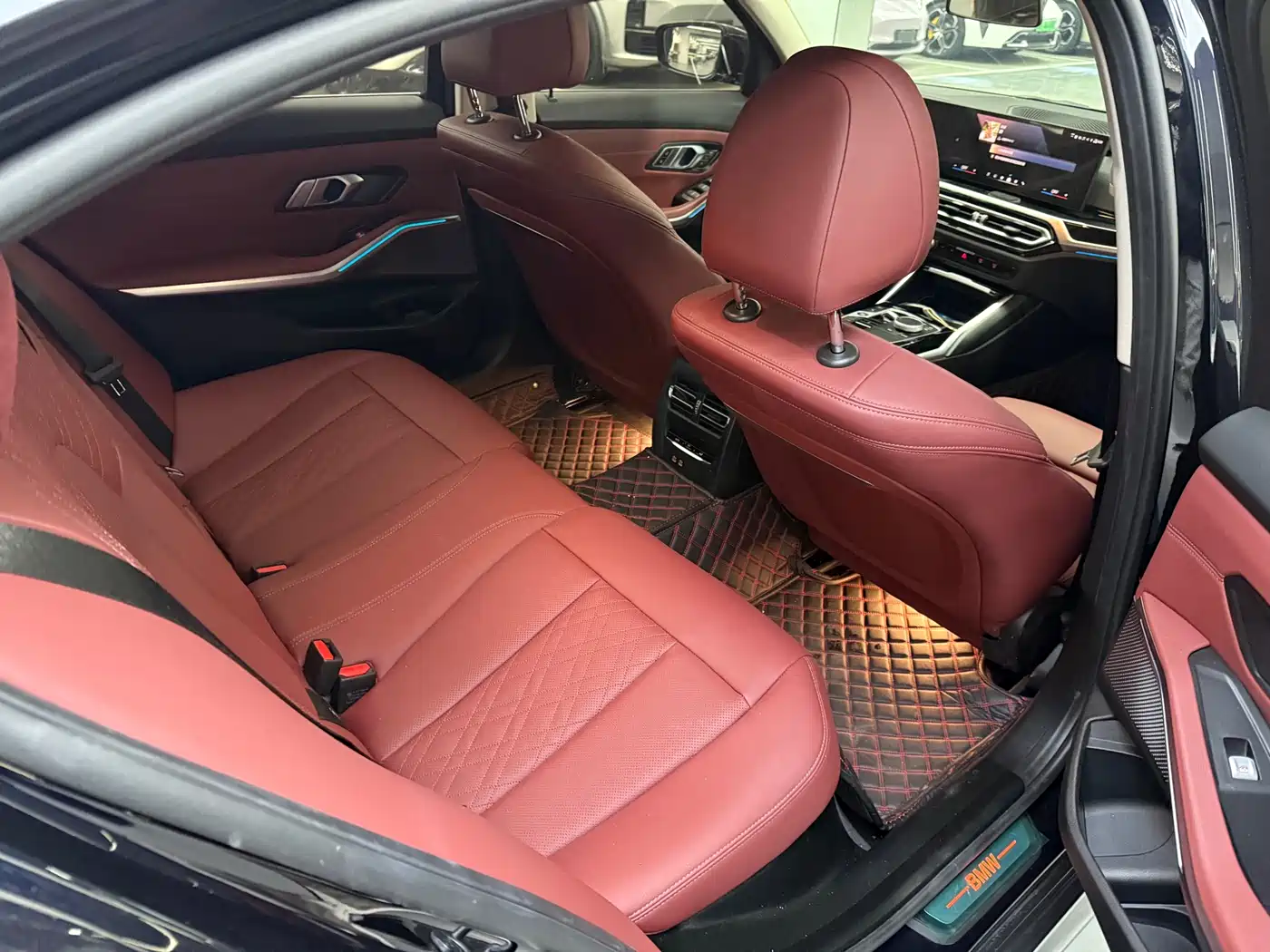 BMW i3 2024 eDrive 35 L фото 4