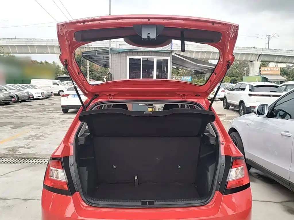 صورة 19 - Škoda Fabia