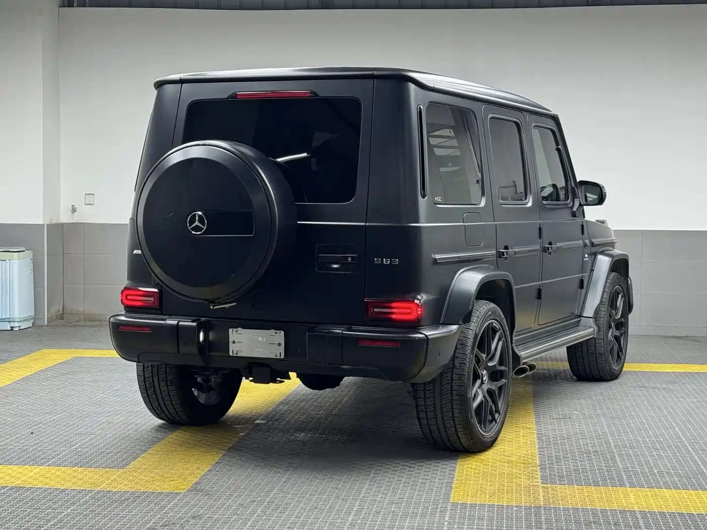 MERCEDES-BENZ G-CLASS AMG