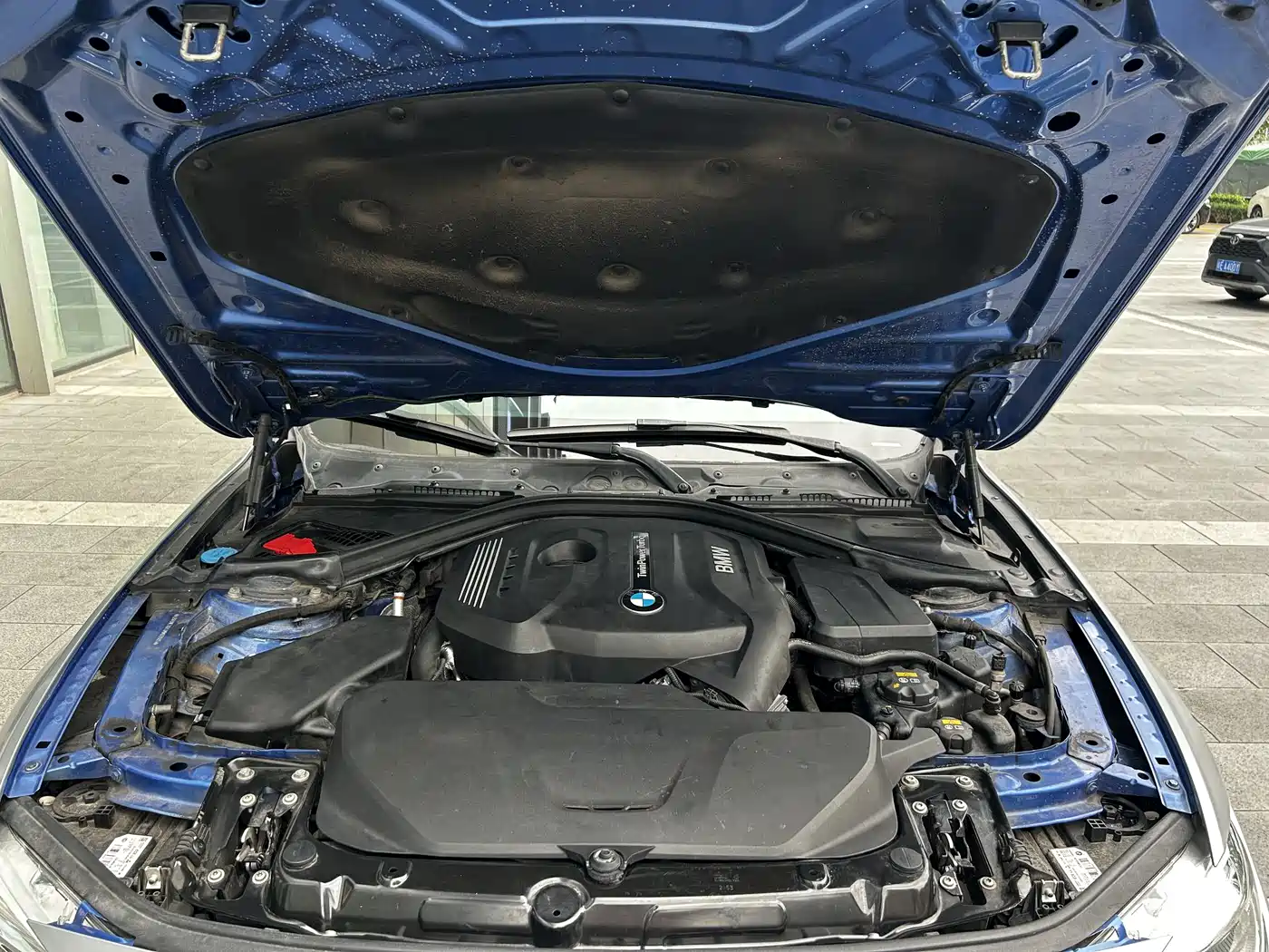 BMW 3 Series 2018 320Li M Sport Black Night Edition фото 21