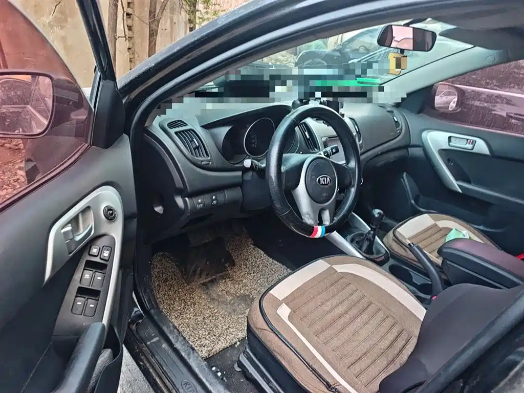 Kia Forte 2014 1.6L MT GL фото 14
