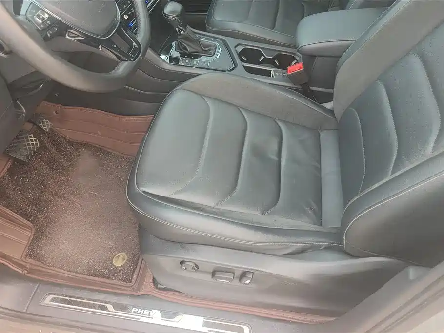 VOLKSWAGEN TIGUAN L NEW ENERGY