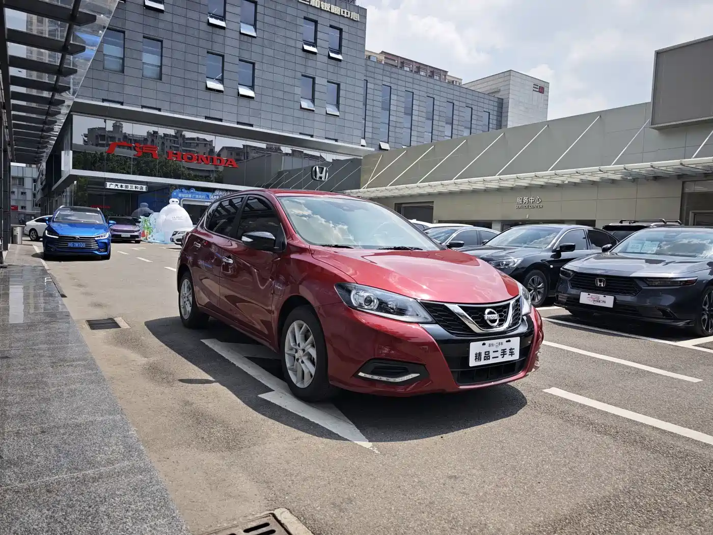 Nissan Tiida, миниатюра 3