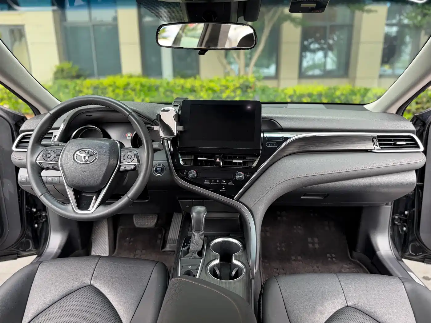 Toyota Camry 2021 2.0G Luxury Edition фото 5