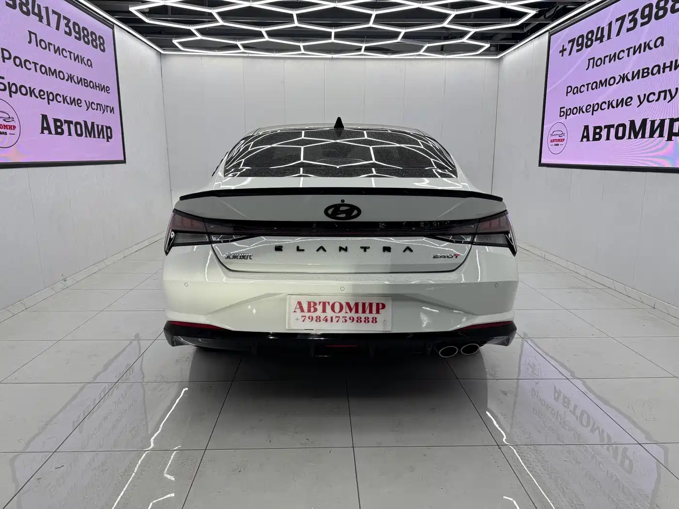 Hyundai Elantra 2022 240TGDi DCT LUX Premium Edition фото 7