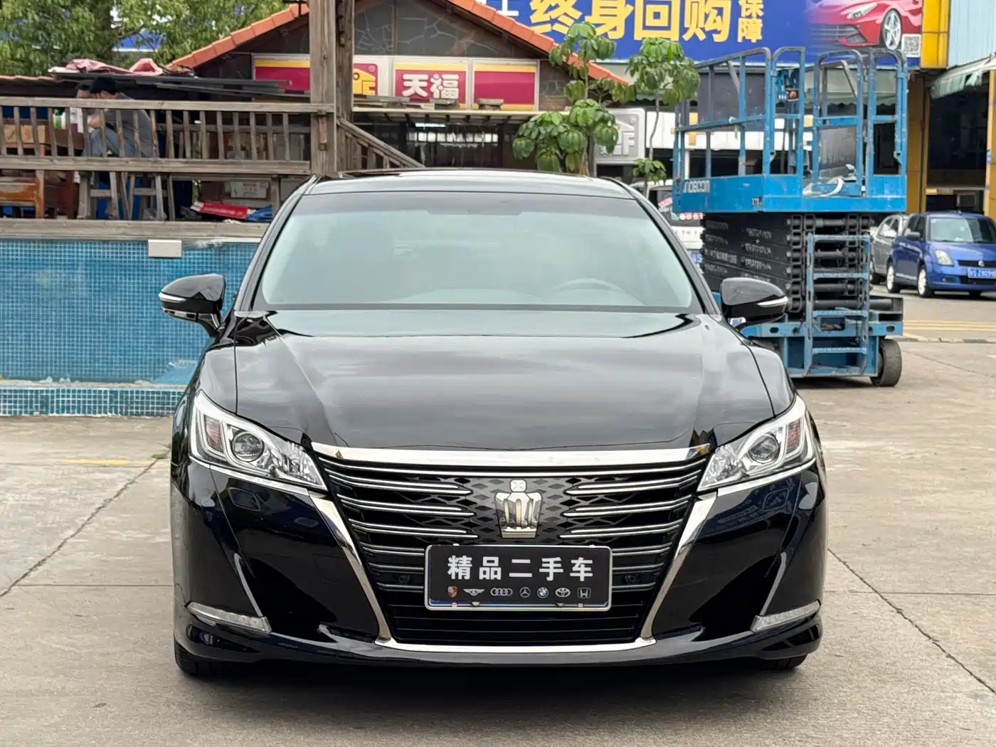 Toyota Crown 2018 2.0T Fashion Edition фото 2