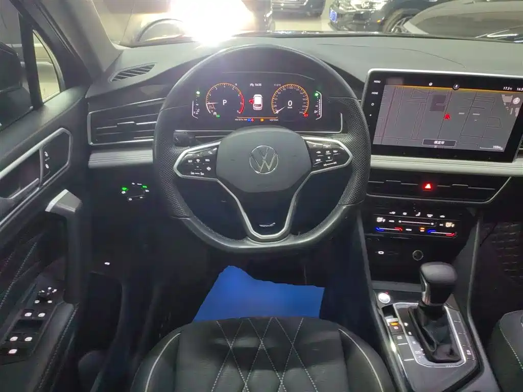 Volkswagen Tiguan L 2022 330TSI Automatic 2WD Smart Edition фото 7
