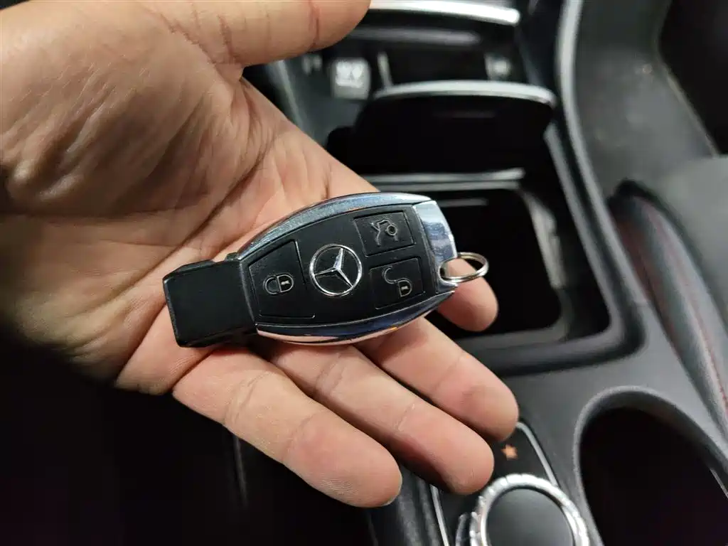 Mercedes-Benz CLA (Import) 2016 Facelift CLA 220 4MATIC фото 9