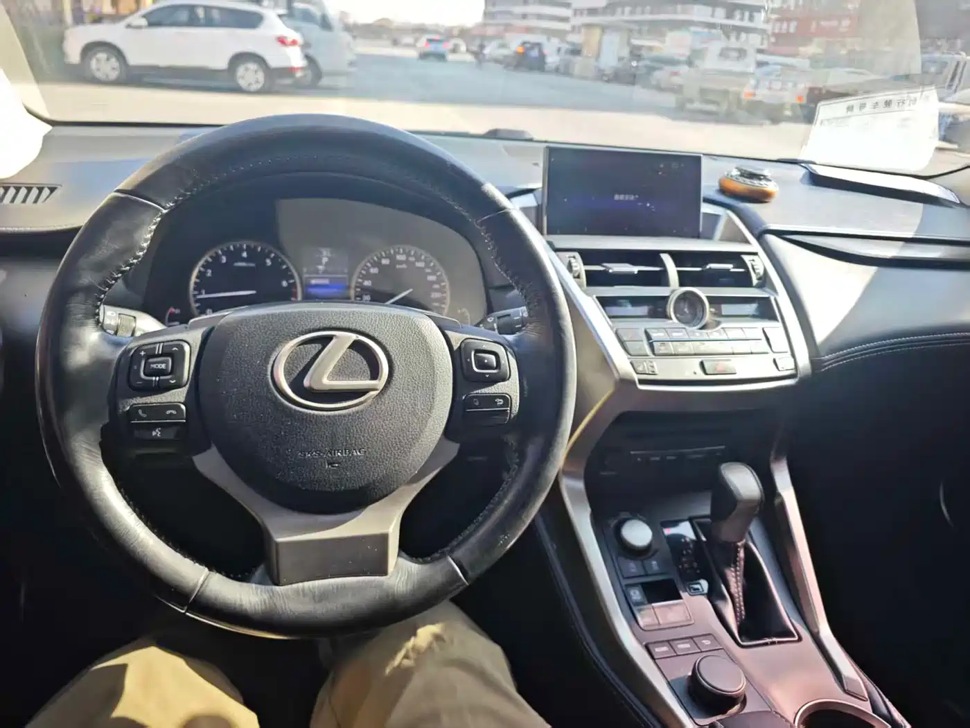 Lexus NX 2016 200 AWD F Sport фото 9