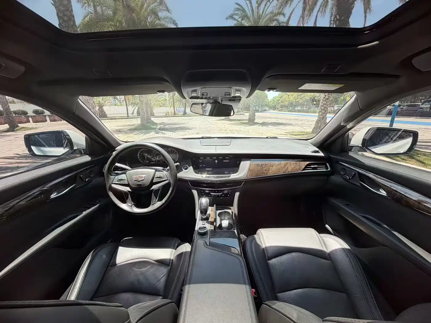 CADILLAC CT6