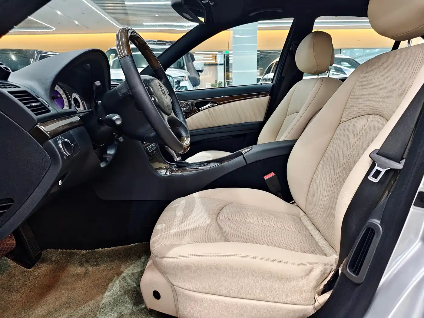 Mercedes-Benz E-Class 2007 E 280 Fashion фото 10