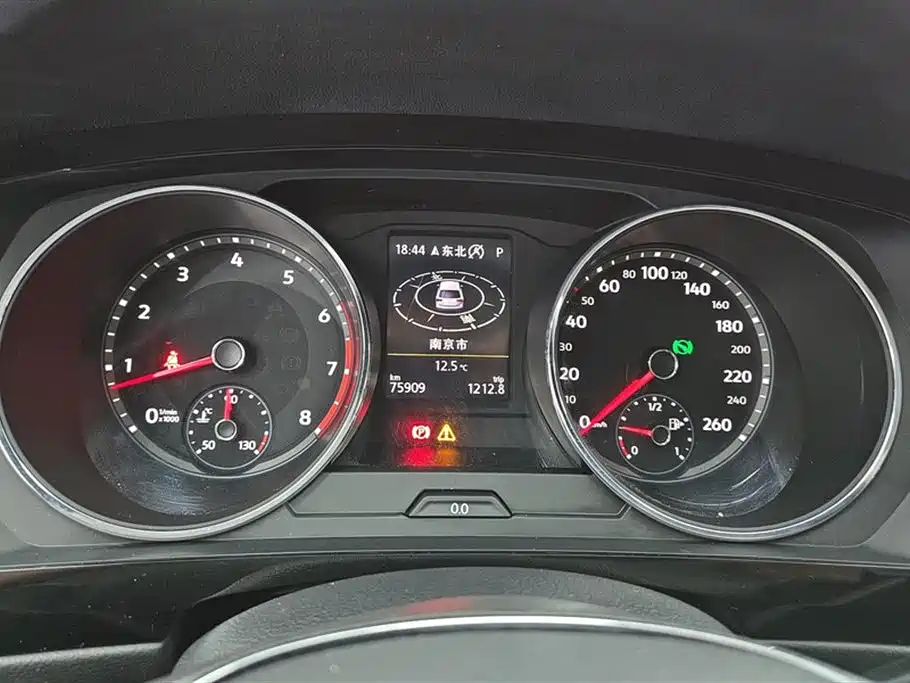 Volkswagen Tiguan L 2018 Facelift 330TSI Automatic 2WD Luxury Edition фото 14