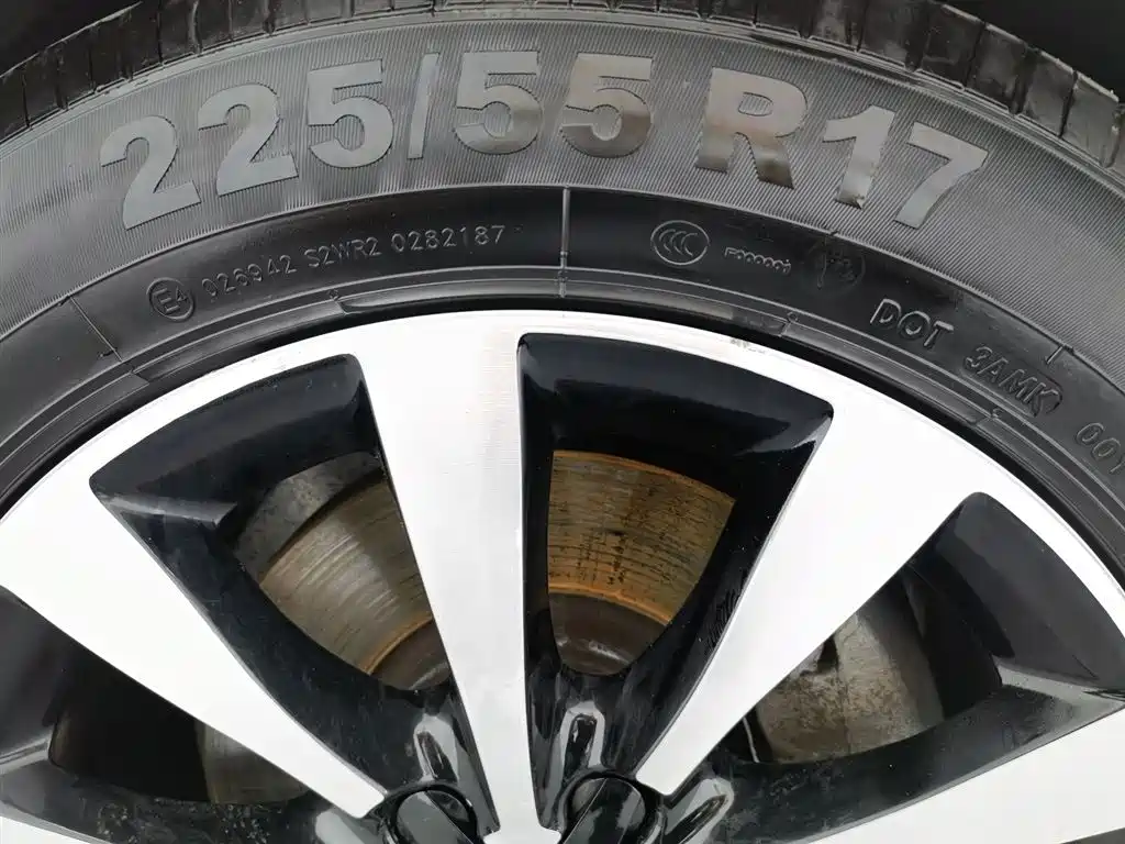 Фото 24 - Audi A6L