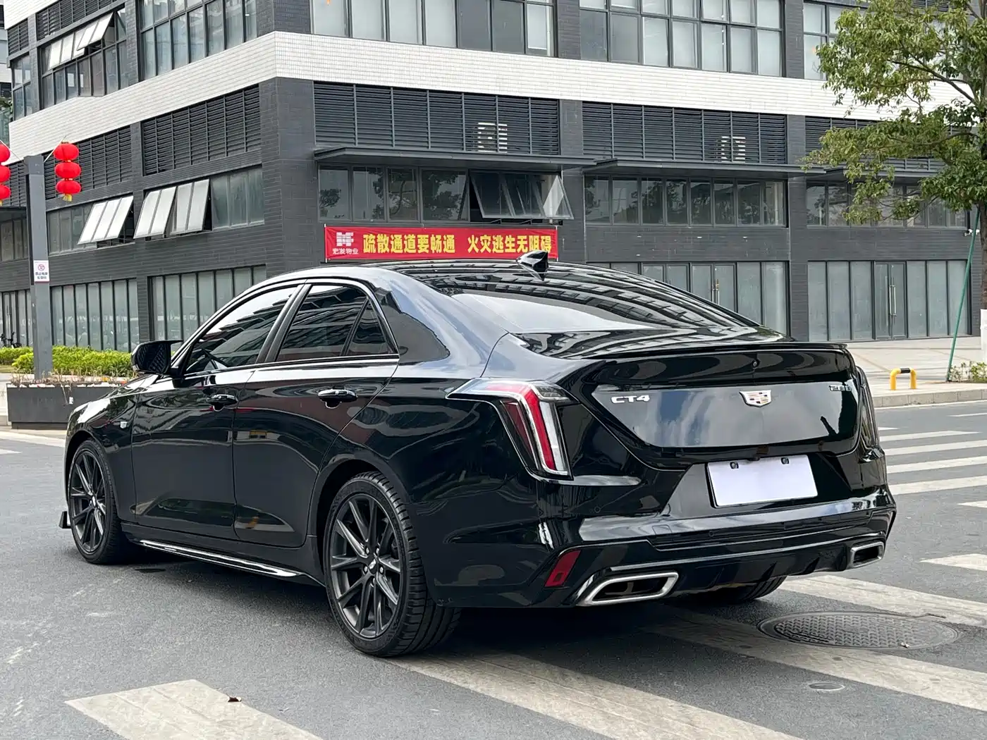 CADILLAC CT4